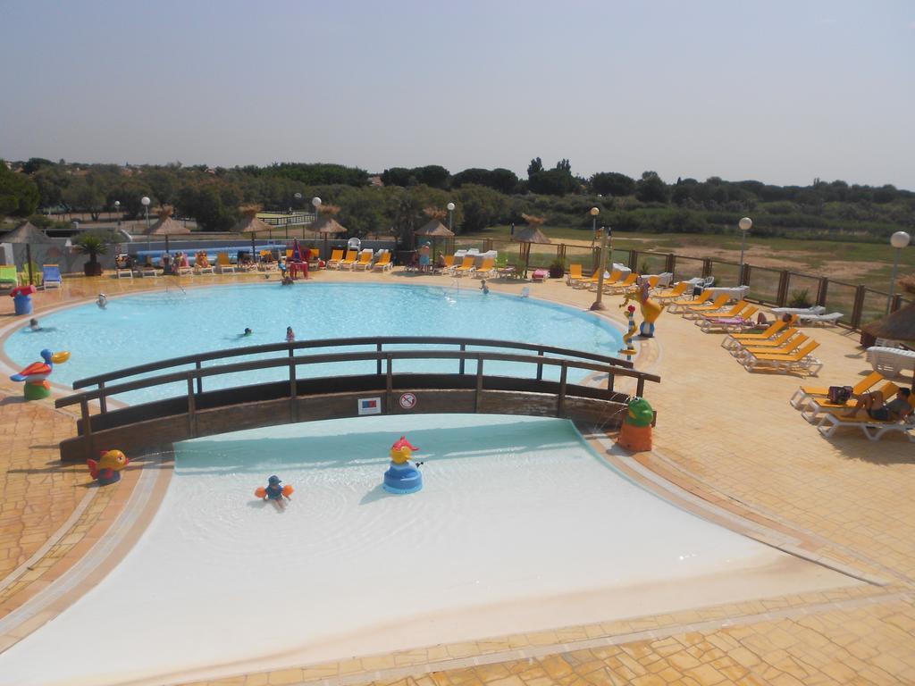 Camping Officiel Siblu Le Lac Des Reves Lattes Exterior photo